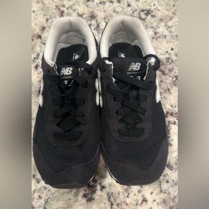 **SOLD** Kids New Balance 515